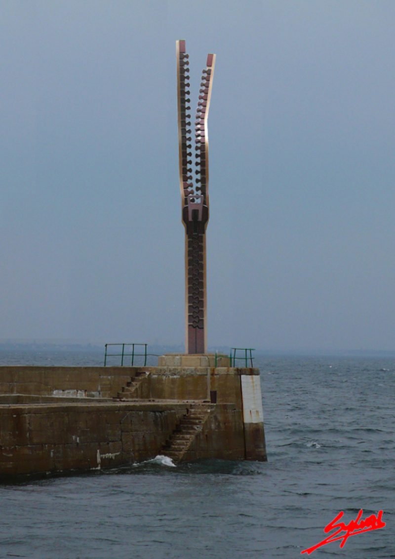 04