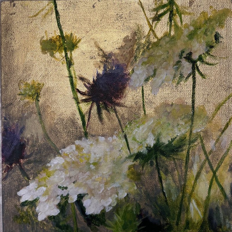 Fleurs-sur-fond-dore